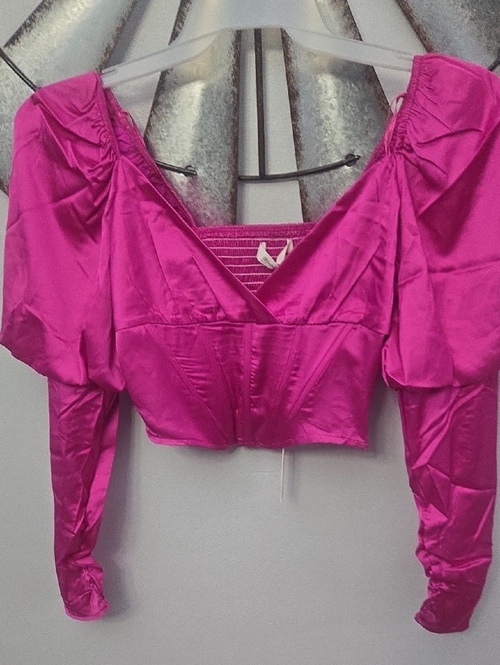 Mustard Seed Bright PinkPuff-Sleeve Cropped Top